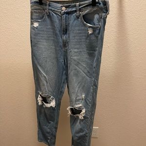 American Eagle Mom Jeans